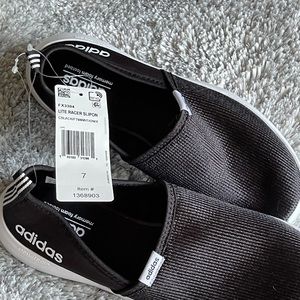 Women’s Adidas Lite Racers  slip on sneaker sz7